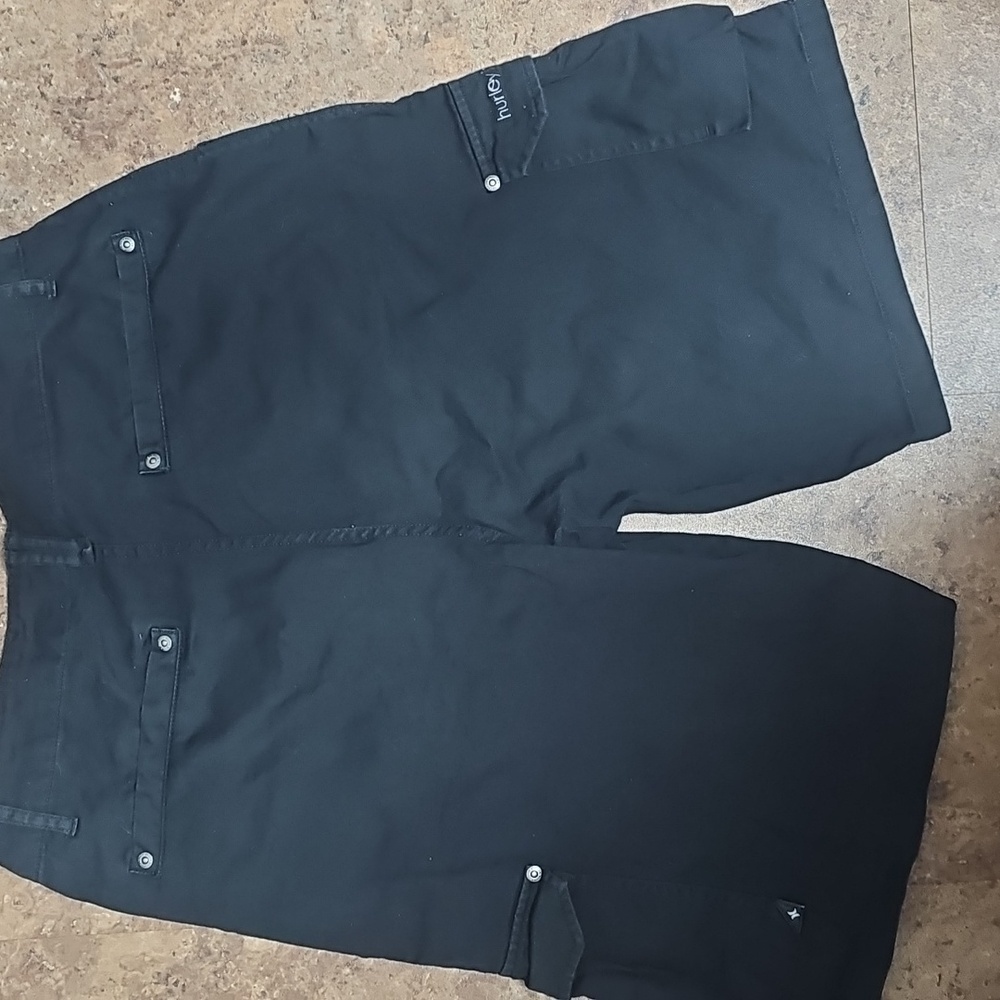 Hurley International Men's Black Cargo Shorts Size 32 - Picture 2 of 6